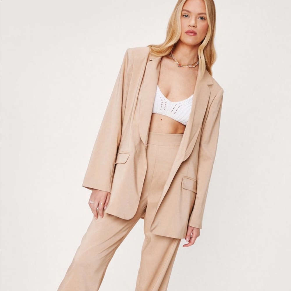 Beige Oversized Long Sleeve Tailored Blazer